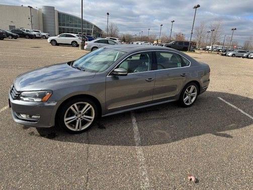 2015 Volkswagen Passat 2.0L TDI DSG SEL Premium