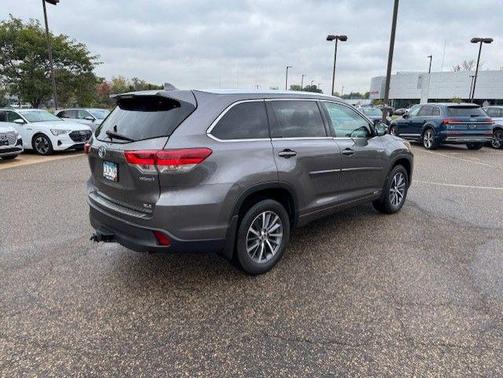 2017 Toyota Highlander Hybrid XLE