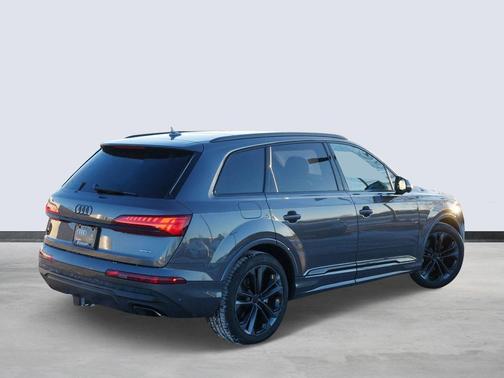 2026 Audi Q7 55 Premium Plus