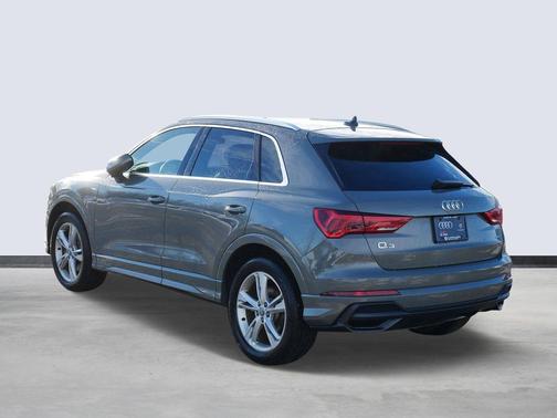 2019 Audi Q3 2.0T S line Prestige