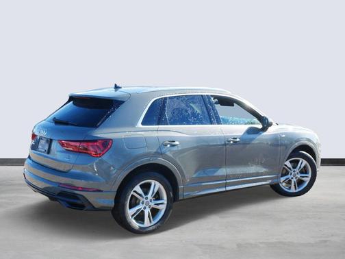 2019 Audi Q3 2.0T S line Prestige