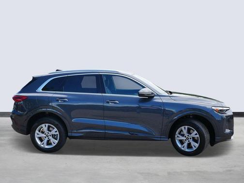 Tambora Gray Metallic 2025 Audi Q5 Premium TFSI quattro S tronic