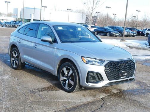 2023 Audi Q5 45 S line Premium Plus