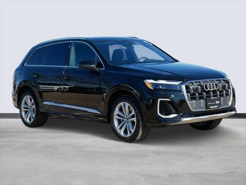 2025 Audi Q7 45 Premium