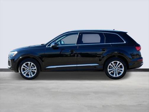 2025 Audi Q7 45 Premium