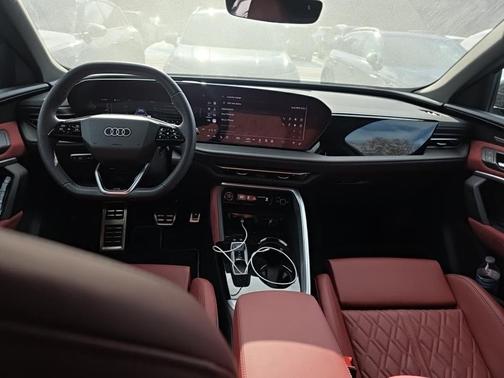 2025 Audi SQ5 3.0T Premium Plus