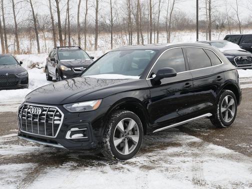 2023 Audi Q5 40 Premium