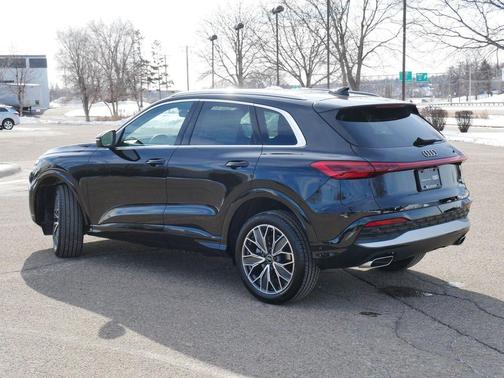 2025 Audi Q5 Premium Plus TFSI quattro S tronic