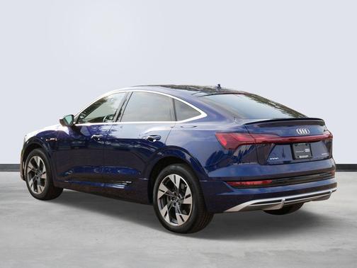 2022 Audi e-tron Sportback S line Premium Plus