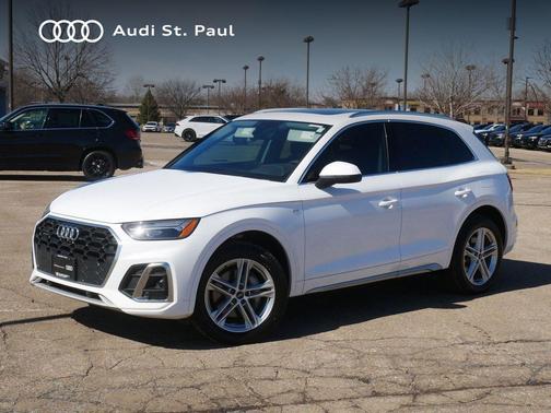 Arkona White 2024 Audi Q5 e 55 S line Premium Plus