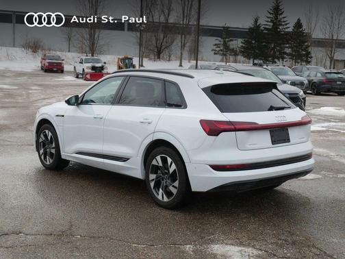 2023 Audi e-tron Premium quattro