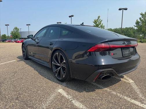2021 Audi RS 7 4.0T