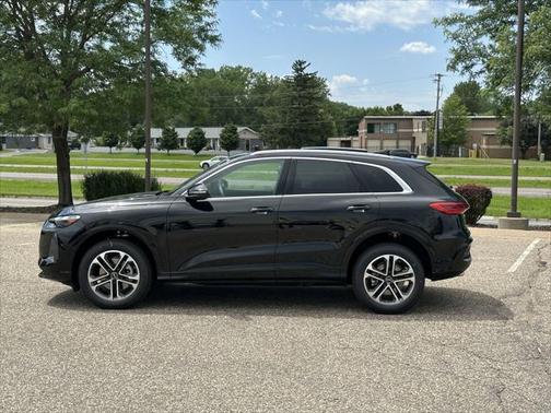 2025 Audi Q5 Premium