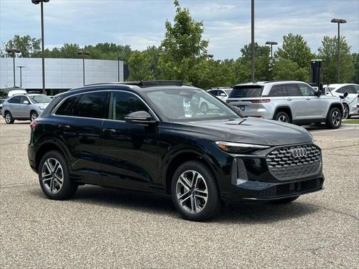 2025 Audi Q5 Premium