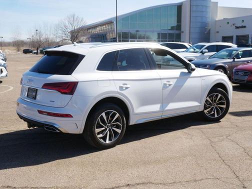 2023 Audi Q5 45 S line Premium Plus
