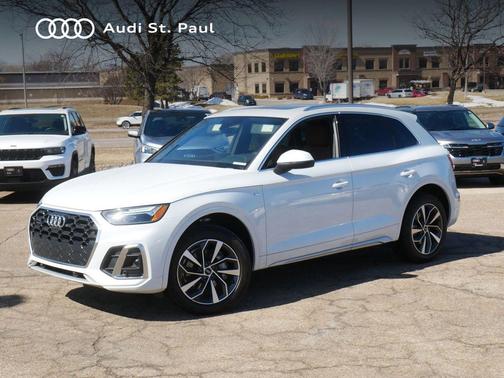 2023 Audi Q5 45 S line Premium Plus