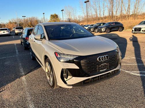 2024 Audi Q4 e-tron Sportback Prestige 55 quattro