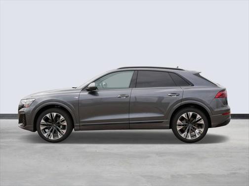 2025 Audi Q8 55 Premium Plus