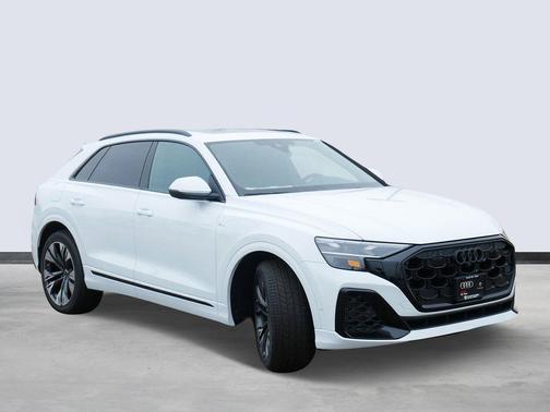 2026 Audi Q8 55 Premium Plus