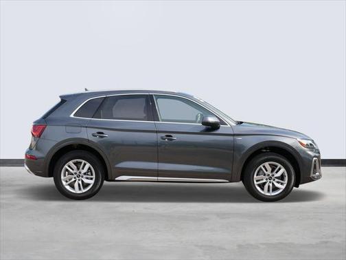 2024 Audi Q5 45 S line Premium