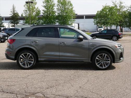 2024 Audi Q3 Premium 45 TFSI S line quattro Tiptronic