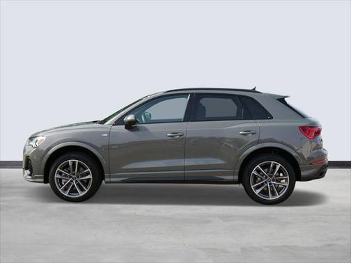 2024 Audi Q3 Premium 45 TFSI S line quattro Tiptronic