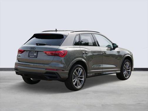 2024 Audi Q3 Premium 45 TFSI S line quattro Tiptronic