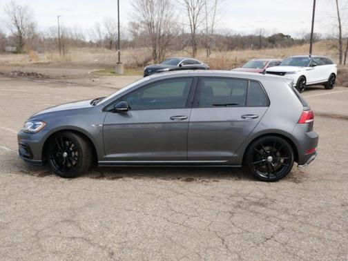 2019 Volkswagen Golf R 2.0T DSG