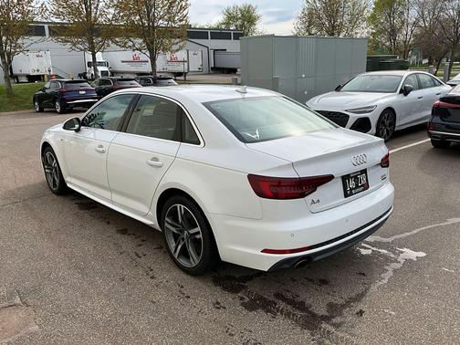 Glacier White Metallic 2018 Audi A4 2.0T Premium Plus