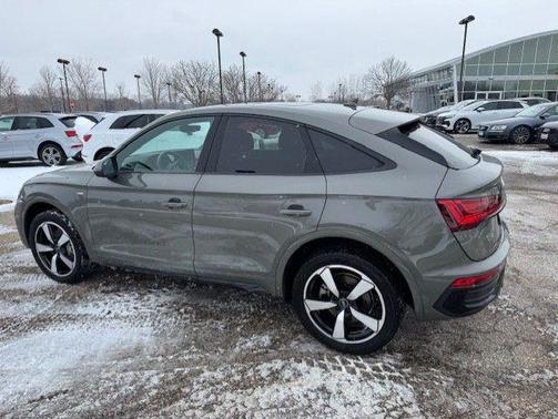 2023 Audi Q5 45 S line Premium Plus