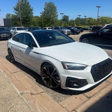 2022 Audi S5 Premium Plus TFSI quattro Tiptronic
