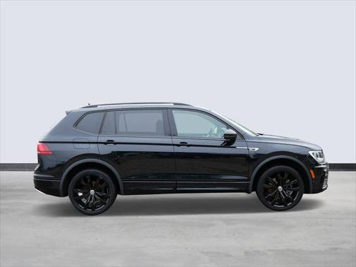 2021 Volkswagen Tiguan 2.0T SE R-Line Black 4MOTION