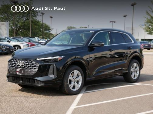 2025 Audi Q5 Premium