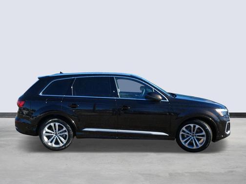 2026 Audi Q7 55 Premium Plus
