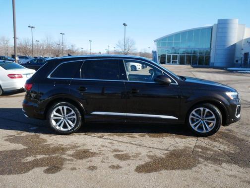 2026 Audi Q7 55 Premium Plus