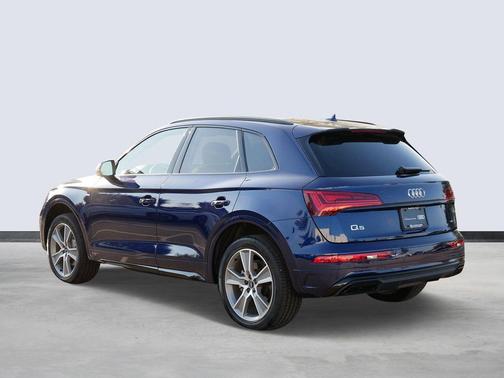 2025 Audi Q5 45 S line Premium