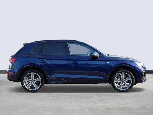 2025 Audi Q5 45 S line Premium