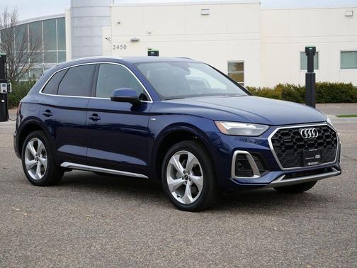 2022 Audi Q5 45 S line Premium Plus