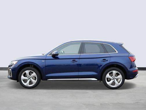 2022 Audi Q5 45 S line Premium Plus