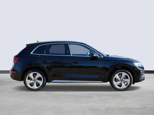 2021 Audi Q5 45 Premium Plus