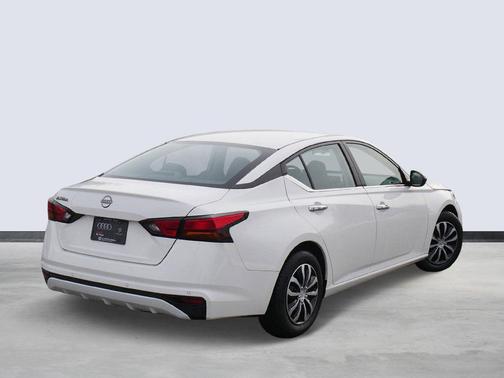 2024 Nissan Altima S FWD