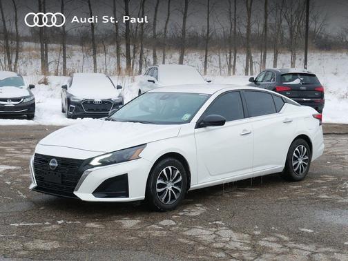 2024 Nissan Altima S FWD