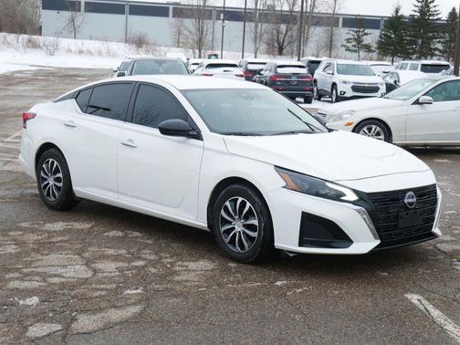 2024 Nissan Altima S FWD