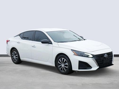 2024 Nissan Altima S FWD