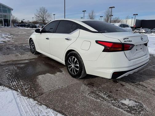 2024 Nissan Altima S FWD