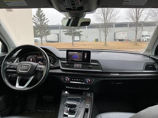 2020 Audi Q5 45 Premium Plus