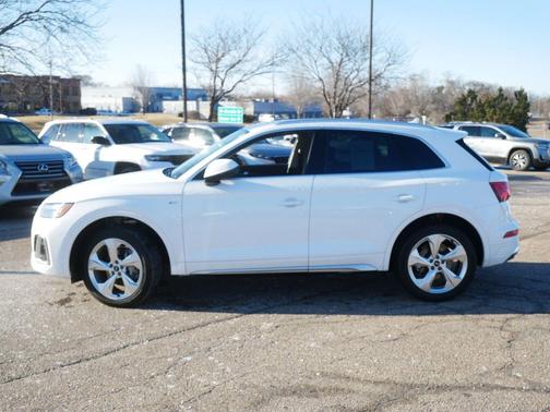 2023 Audi Q5 45 S line Premium Plus