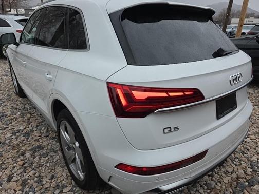 2023 Audi Q5 45 S line Premium Plus