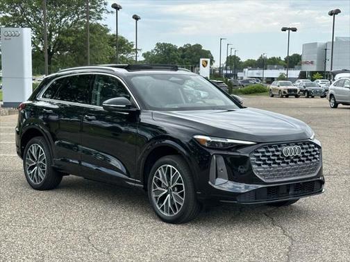 2025 Audi Q5 Premium Plus