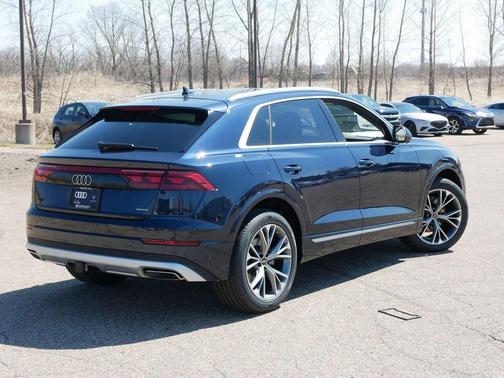 Waitomo Blue Metallic 2026 Audi Q8 55 Prestige